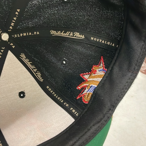Philadelphia 76ers NBA Snapback - Picture 6 of 6